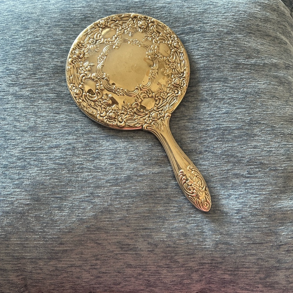 Elegant Silver hand mirror - Picture 2 of 3